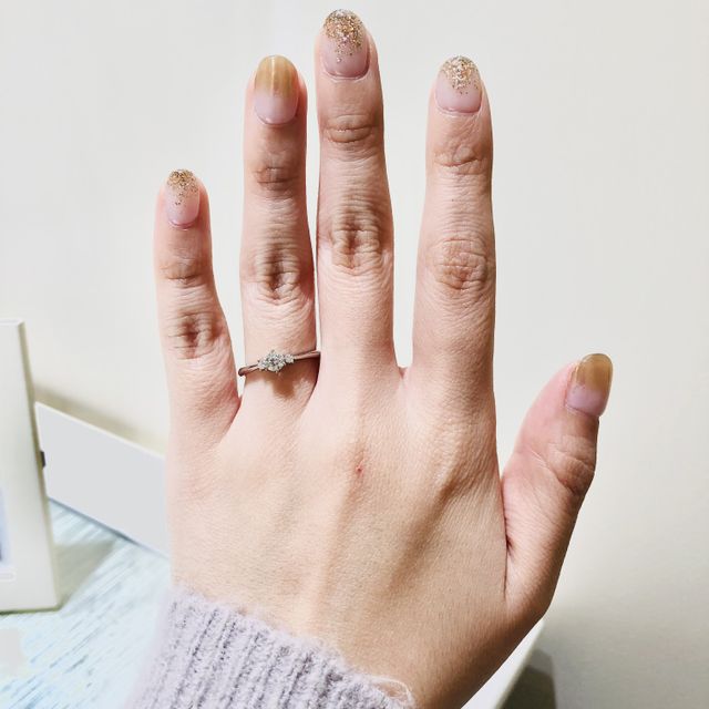 【TRECENTI(トレセンテ)の口コミ】 指輪のデザインも豊富で、メイン石の脇が細くなっており、指が華奢に見え…