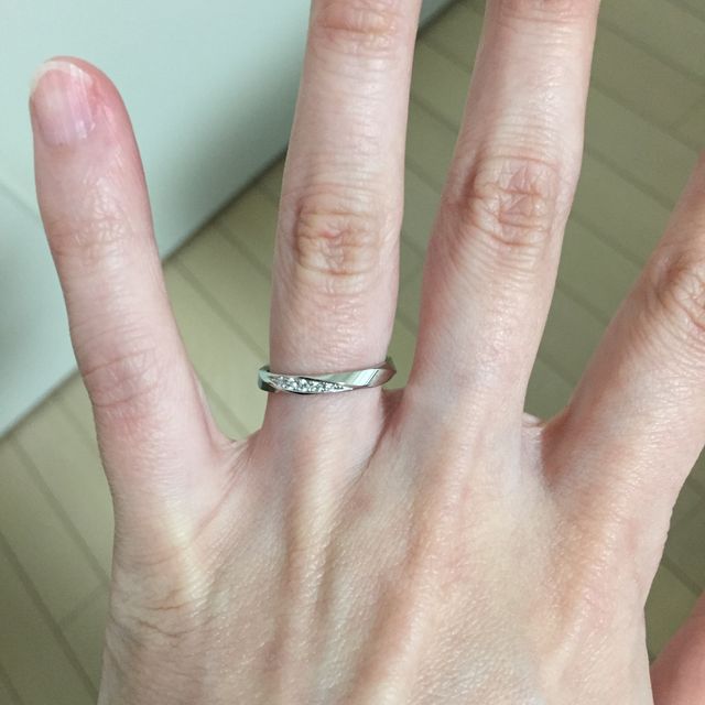 【アイプリモ(I-PRIMO)の口コミ】 色々お店を回りましたが、指輪のデザインはもちろん、対応して下さったス…