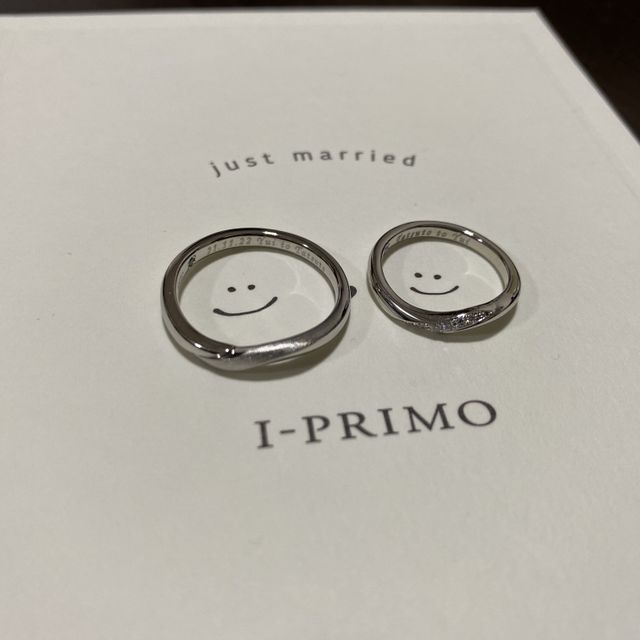 【アイプリモ(I-PRIMO)の口コミ】 いくつか試着をさせて頂きましたが、斜めに入っているダイヤの綺麗さにこ…