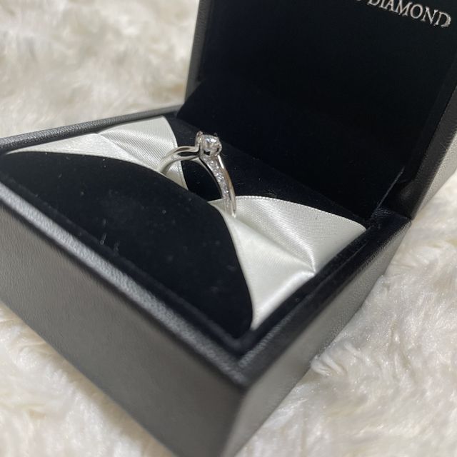 【エクセルコダイヤモンド(EXELCO DIAMOND)の口コミ】 彼からプロポーズの際に先にダイヤモンドのみ渡され、後日お店でリングを…