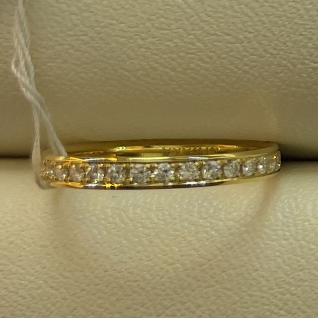 【俄(にわか)の口コミ】 エタニティリングを探しており、幅、色など種類がたくさんありました。
い…