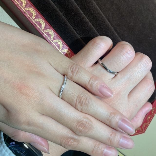 【カルティエ(Cartier)の口コミ】 見た目がもうどタイプでした。婚約指輪に合うようなカーブ＋ダイヤ付きの…