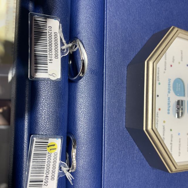 【銀座ダイヤモンドシライシの口コミ】 プラチナが頑丈であり、いろんなブランドに似た作品多数揃えている。
そこ…