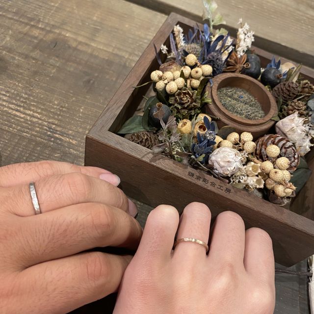 【鎌倉彫金工房の口コミ】 特にこだわりがなく、二人の思い出作りであれば面白いなと思いました。人…