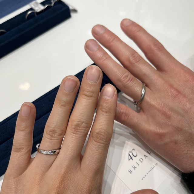 【4℃ BRIDAL(ヨンドシーブライダル)の口コミ】 プラチナで20万円前後で購入できるものを探していたため、予算で購入でき…