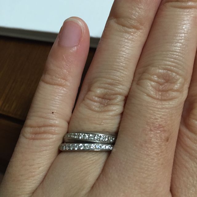 【ギンザタナカブライダル(GINZA TANAKA BRIDAL)の口コミ】 大きいダイヤだと高いし、普段つけるのが怖かったので安いハーフエタニテ…