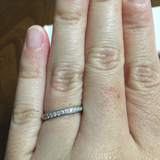 【ギンザタナカブライダル(GINZA TANAKA BRIDAL)の口コミ】 大きいダイヤだと高いし、普段つけるのが怖かったので安いハーフエタニテ…