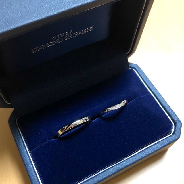 【銀座ダイヤモンドシライシの口コミ】 結婚式場でパンフレットをもらい、気に入ったデザインがあったため見に行…