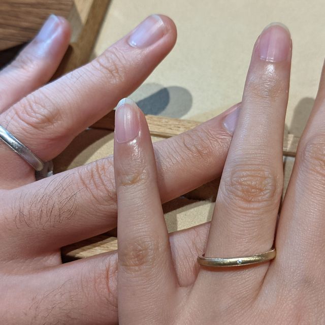 【ith(イズ)の口コミ】 ithオリジナルのメーゼ加工というサテンやシルクのような柔らかい光り方を…