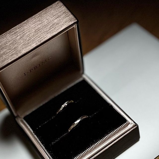 【アイプリモ(I-PRIMO)の口コミ】 旦那の兄弟に勧めてもらって、指輪商品を
見に行ったところ自分達の気に入…