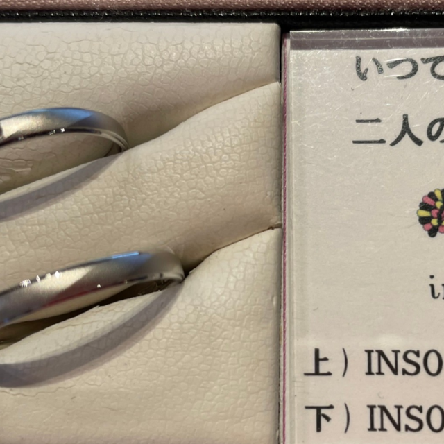 【insembre(インセンブレ)の口コミ】 シンプルなデザインの斜めにカットが入った商品です。仕事が固い仕事なた…