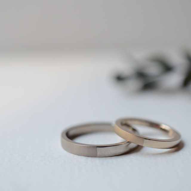 【CRAFY(クラフィ)の口コミ】 サンプルで見て手の色に1番馴染む色にしました❤︎
半分が鏡面、半分がホー…