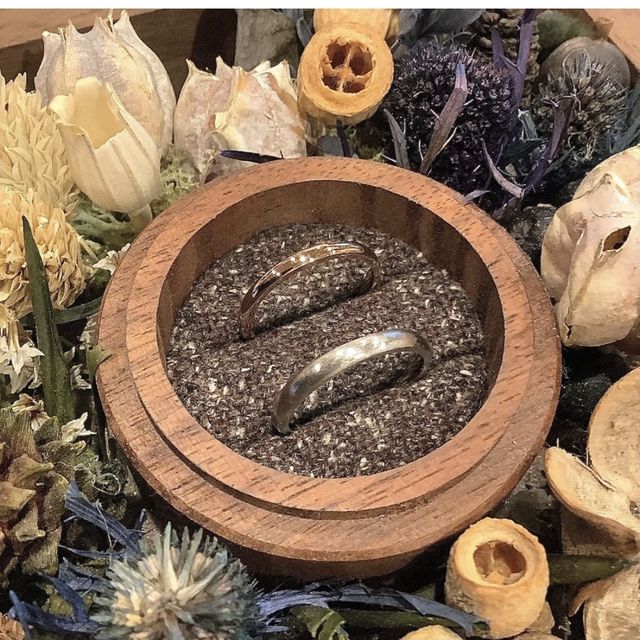 【鎌倉彫金工房の口コミ】 他のブランドの指輪にあまり興味が無く、なによりも自分たちの手で作りた…