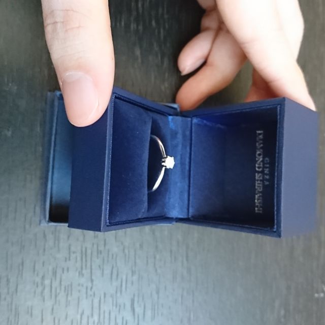 【銀座ダイヤモンドシライシの口コミ】 自分の希望している価格帯の中で輝きやデザインが気に入った。ダイヤの大…