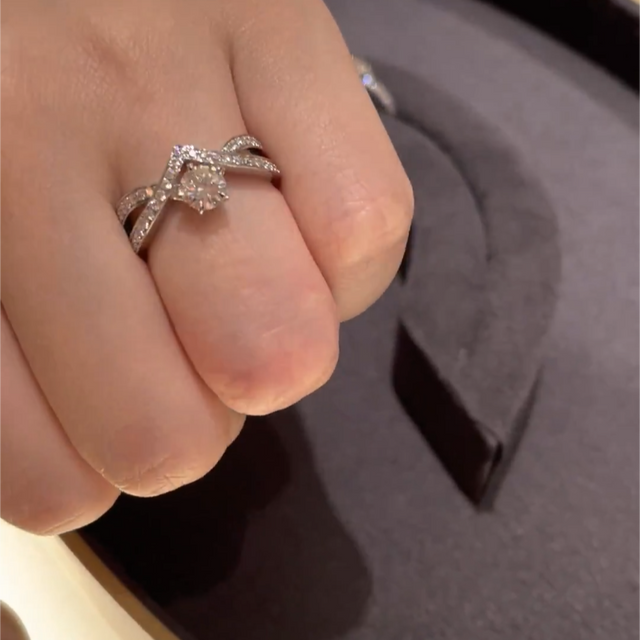 【ショーメ(CHAUMET)の口コミ】 ジョセフィーヌコレクションの中で悩んだ際にお店の方にお勧めしていただ…