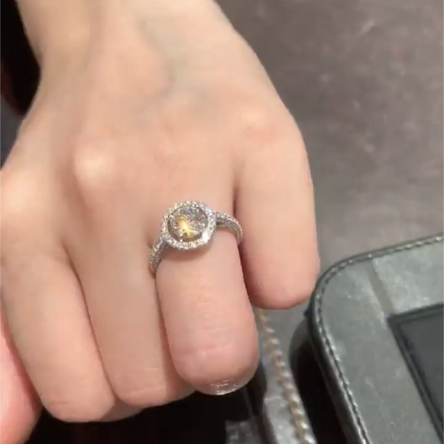 【グラフ(GRAFF)の口コミ】 コンステレーションはグラフの中でも古くからあるクラシカルなシリーズだ…