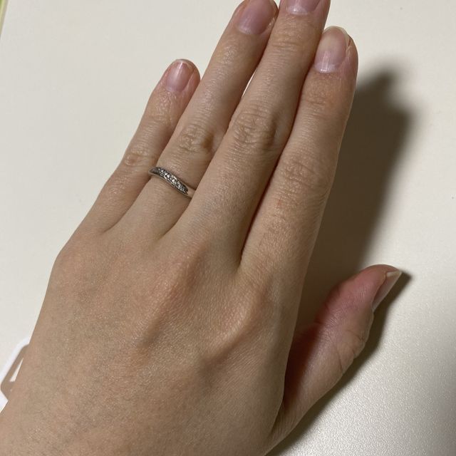【アイプリモ(I-PRIMO)の口コミ】 人と被らない結婚指輪で探してました。
かといって仕事でも付けたいので接…