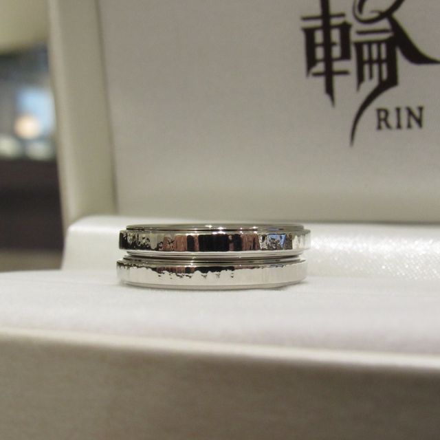 【輪-RIN-の口コミ】 シンプルだけど、個性的な指輪を探していて、店頭でまさに自分の好みにぴ…
