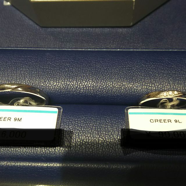 【銀座ダイヤモンドシライシの口コミ】 重視した点：着け心地、普段使いのしやすさ

他店を３店舗見て見て回りま…