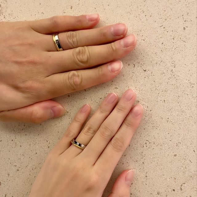 【TANZO.(鍛造指輪)の口コミ】 旦那の強い希望があり、デザインは平打ちストレートで鏡面、幅は広めで探…