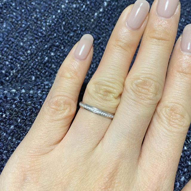 【カルティエ(Cartier)の口コミ】 ダイヤ付きのもので、特にエタニティリングを探していました。ダムールは…