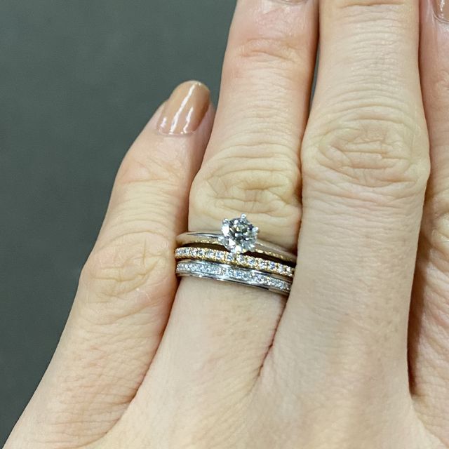 【カルティエ(Cartier)の口コミ】 ダイヤ付きのもので、特にエタニティリングを探していました。ダムールは…