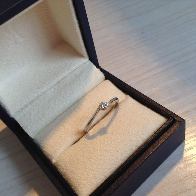 【ヴァンドーム青山(VENDOME AOYAMA)の口コミ】 私は、大げさな人目を引くようなリングがあまり好きではなかったので、シ…