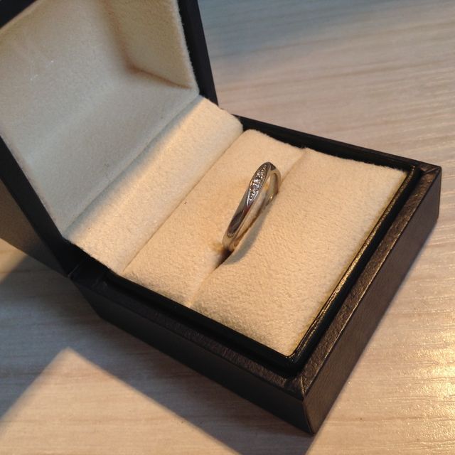 【ヴァンドーム青山(VENDOME AOYAMA)の口コミ】 私は、人目を引くようなおおげさなリングが好きではないので、シンプルか…
