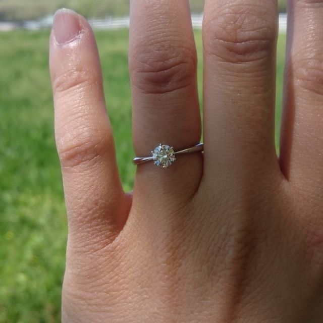 【LEHAIM(レハイム)の口コミ】 せっかくのキレイなダイヤモンドだから、ダイヤが一番キレイに見えるリン…