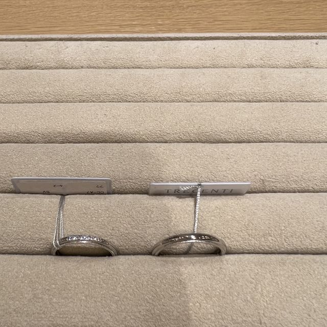 【TRECENTI(トレセンテ)の口コミ】 デザインと、価格帯が良かった。サイズも豊富でした。　　　　
シンプルな…