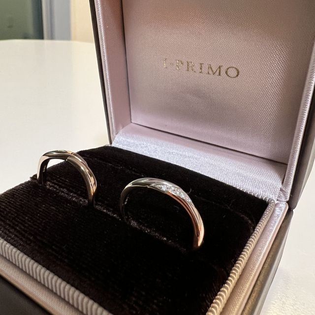 【アイプリモ(I-PRIMO)の口コミ】 シンプルな丸ではなく2つの曲線が混じり合ったような形が良かった。デザイ…