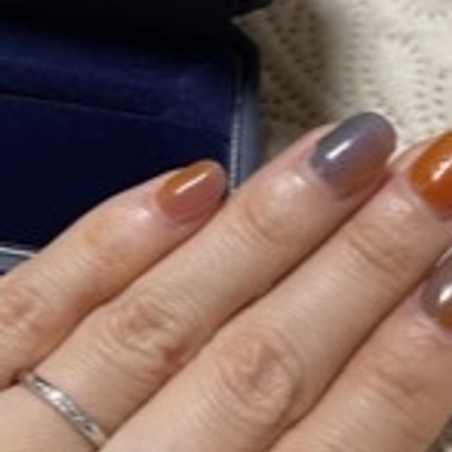 【銀座ダイヤモンドシライシの口コミ】 他のお店でもウェーブのデザインが多い中、ありそうでないこちらのデザイ…