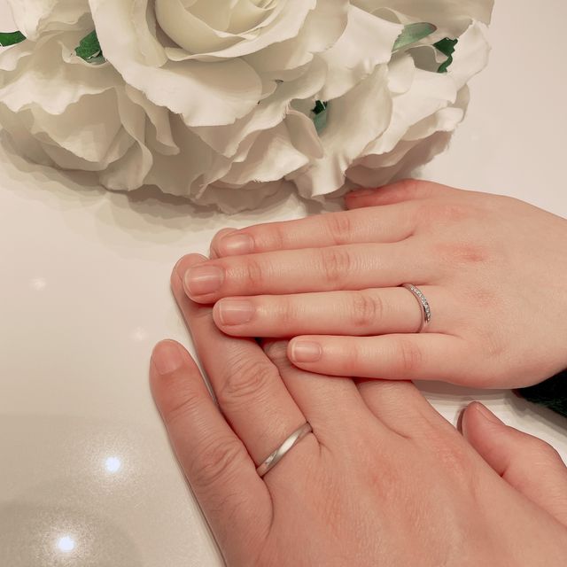 【4℃ BRIDAL(ヨンドシーブライダル)の口コミ】 色々な店舗を見て、自分達にはウェーブタイプの指輪が合っていると感じた…