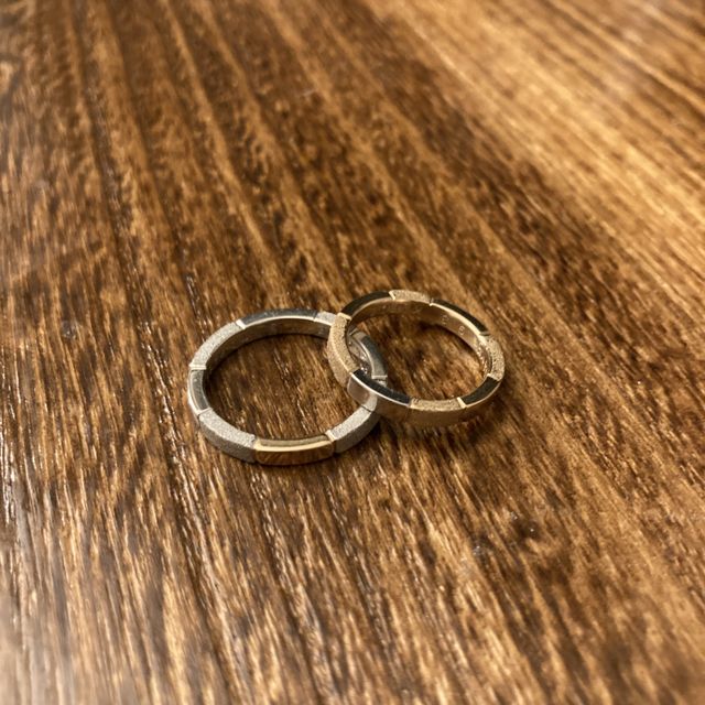 【ichi(イチ)の口コミ】 ほかにはないデザインに惹かれて、ゼクシィの指輪カタログの中から2人とも…