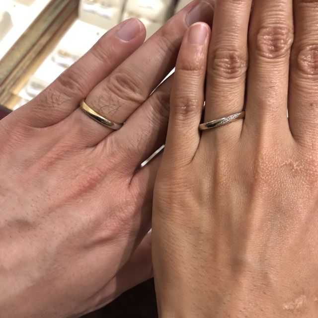 【ケイウノ ブライダル(K.UNO BRIDAL)の口コミ】 プラチナと、ゴールドミックスのものを試着しました。
本当に可愛くて、デ…