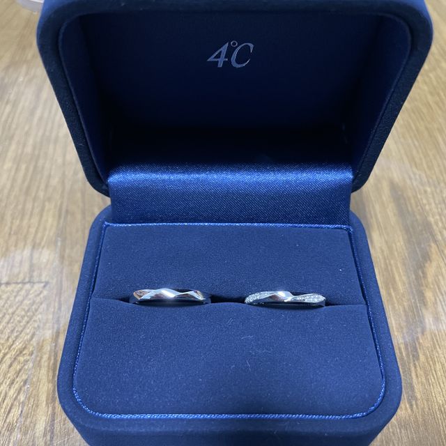 【4℃ BRIDAL(ヨンドシーブライダル)の口コミ】 ブライダル専門店のなかでも一部店舗でしか販売されてなく、特別感がある…