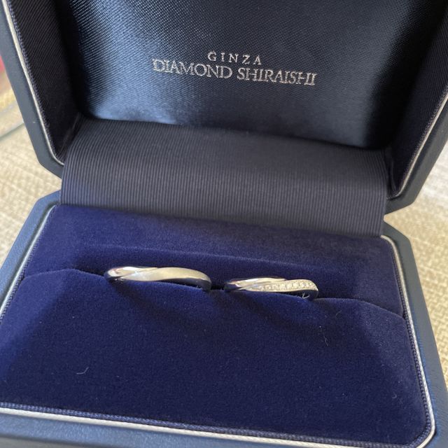 【銀座ダイヤモンドシライシの口コミ】 たくさんのお店を見てまわったけど流れ星みたいなキラキラしたデザインと…