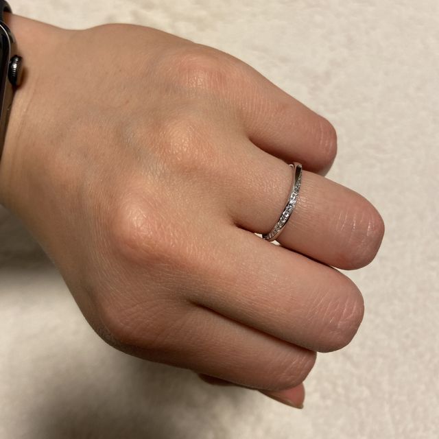 【銀座ダイヤモンドシライシの口コミ】 最初にイメージを伝えて、いくつか候補を出していただきました。トーナメ…