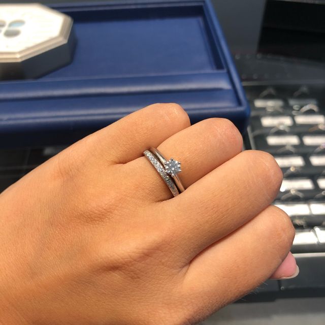 【銀座ダイヤモンドシライシの口コミ】 既製品ではありますが、デザインが豊富で自分が希望するデザインを伝える…