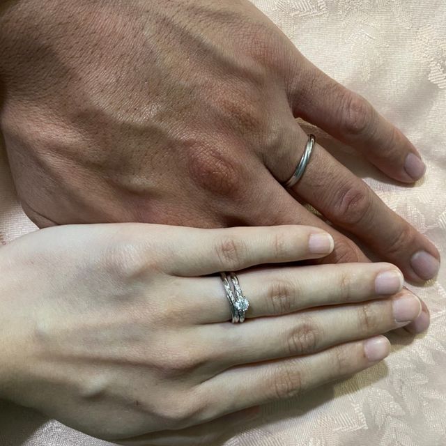 【銀座ダイヤモンドシライシの口コミ】 ダイヤモンド自身の輝きや、デザイン、接客の良さで購入を決意しました。…