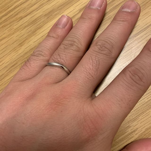 【銀座ダイヤモンドシライシの口コミ】 婚約指輪をプレゼントしたのが、銀座ダイヤモンドシライシでした。妻が同…