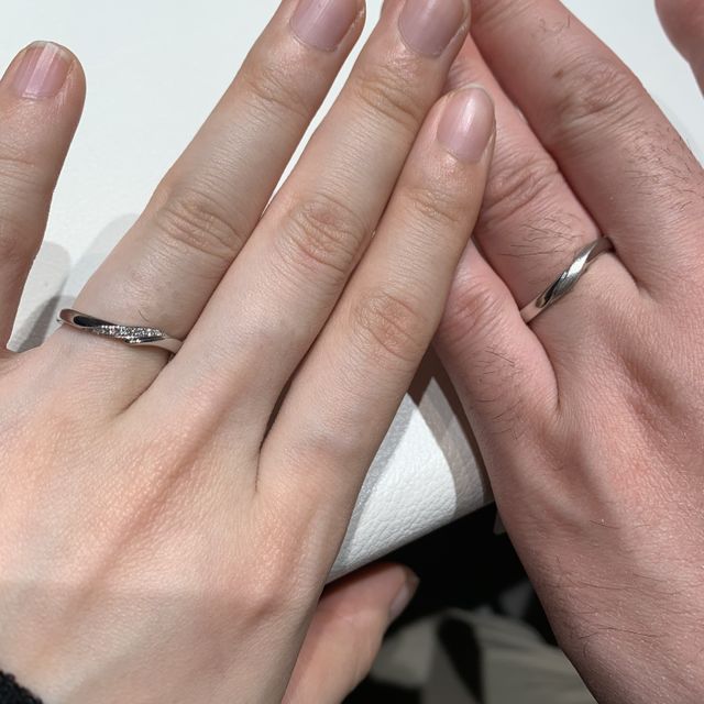 【アイプリモ(I-PRIMO)の口コミ】 手の骨格に合うウェーブラインの指輪をすすめていただきました。実際に一…