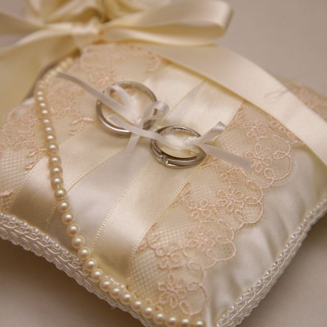 【ギンザタナカブライダル(GINZA TANAKA BRIDAL)の口コミ】 婚約指輪をもらわなかったので、ダイヤのついている指輪が欲しいと思って…