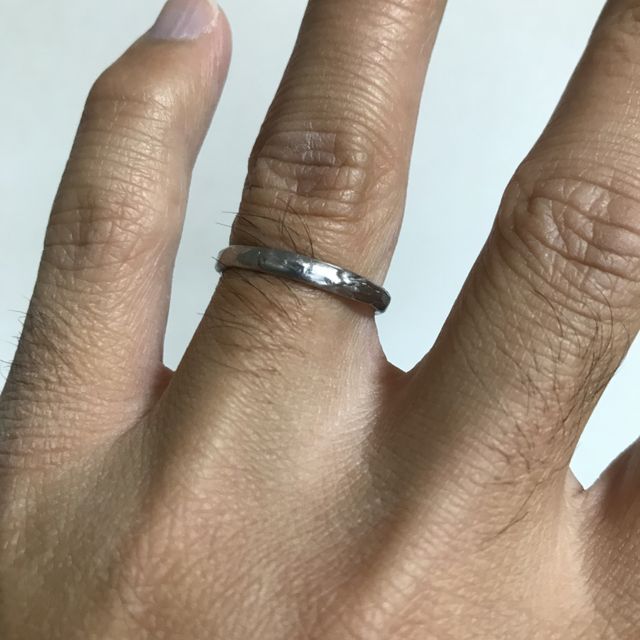 【YUKA HOJO(ユカホウジョウ)の口コミ】 デザインがアンティーク調で気に入りました。価格も高過ぎず良かったです…