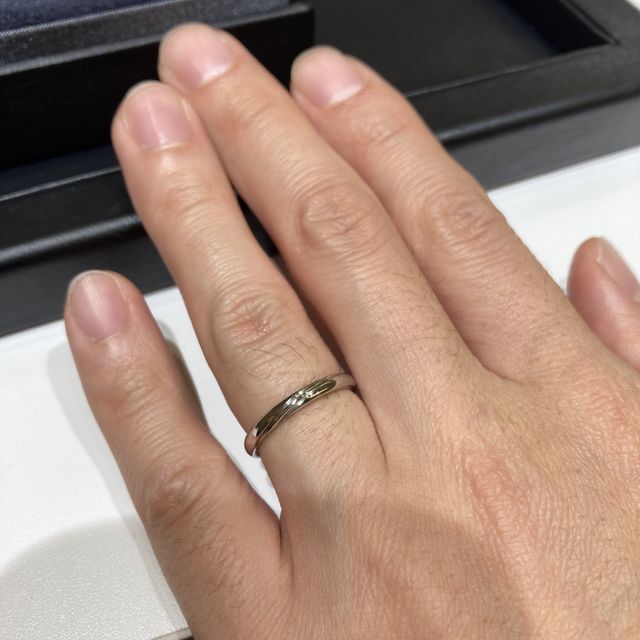 【ラザール ダイヤモンド(LAZARE DIAMOND)の口コミ】 試着前はダイヤが多くあるものがかわいいと思っていましたが、いざ試着し…