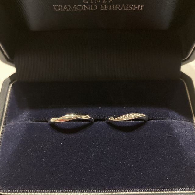 【銀座ダイヤモンドシライシの口コミ】 結婚指輪は値段が高いイメージがあったので、少しでも手の出しやすい価格…