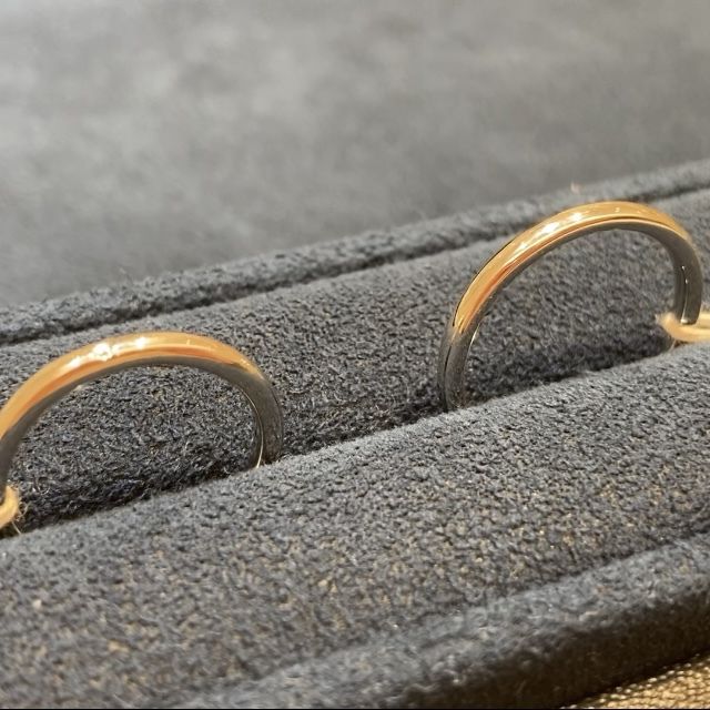 【4℃ BRIDAL(ヨンドシーブライダル)の口コミ】 指輪のデザインは、プラチナ950で、ストレートタイプです。
新婦用には、…