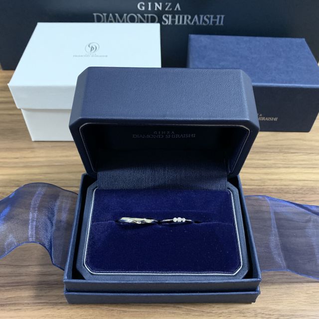 【銀座ダイヤモンドシライシの口コミ】 色々な指輪を試着してみましたがデザインも良くて決めましたが最終的には…