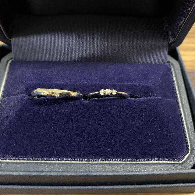 【銀座ダイヤモンドシライシの口コミ】 色々な指輪を試着してみましたがデザインも良くて決めましたが最終的には…