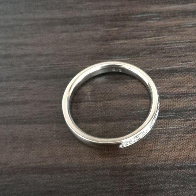 【アイプリモ(I-PRIMO)の口コミ】 ①手を握った時にもゴツゴツせず、すんなり馴染むところ。
②キラキラしてい…